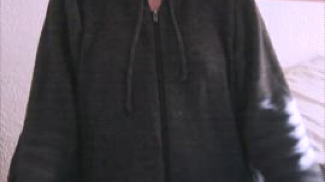 if you let me steal your hoodie, ill let you tear it off me <3