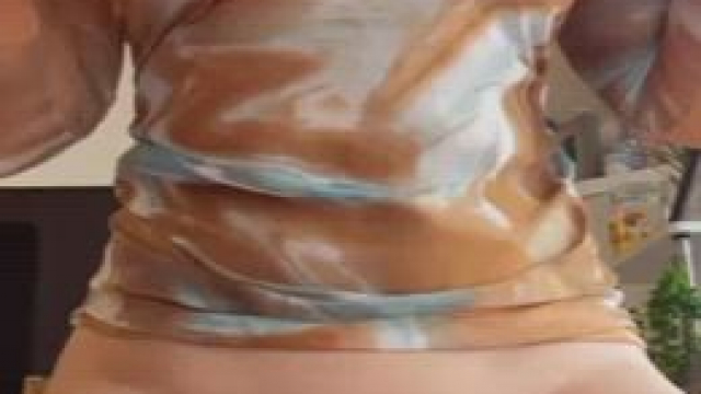 My new dress seems to be too small, hope that’s ok with you