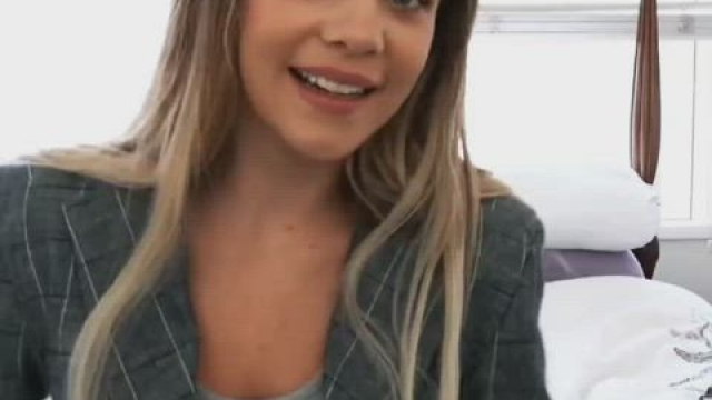 Gabbie Carter grey top titty drop