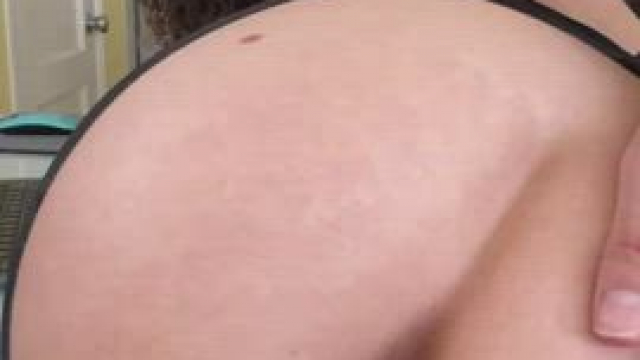 Tongue mommy’s ass as deep as you can sweetie!