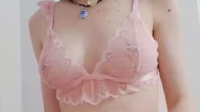 application to be your juicy titty girlfriend...