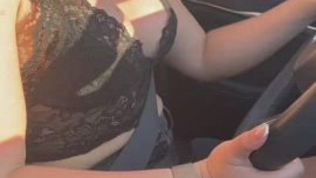 Maybe I'm a bit exhibitionist but so far no one has bothered. [f]