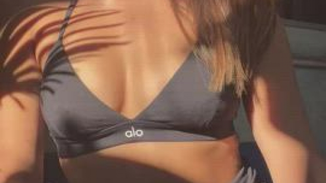 Little Latina titties for your Tuesday