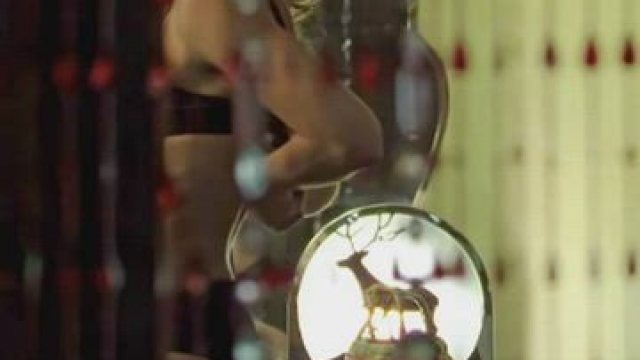 Melissa George - Directors Cut plot in 'Dark City'