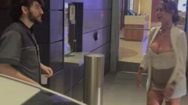 Slutty Tiktoker flashes Valet guy in public