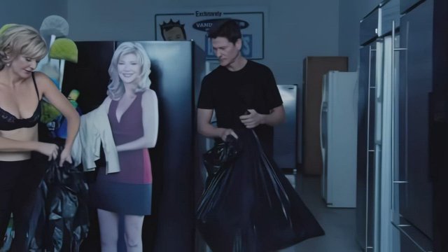 Beth Broderick (Aunt Zelda from Sabrina) topless plots in Bad Actress