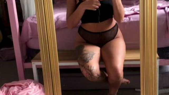 I want to titfuck you in front of your gf.