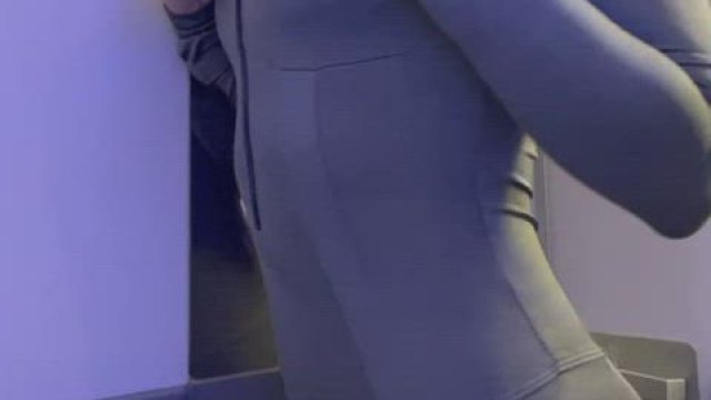 Ryanair, fire in the restroom