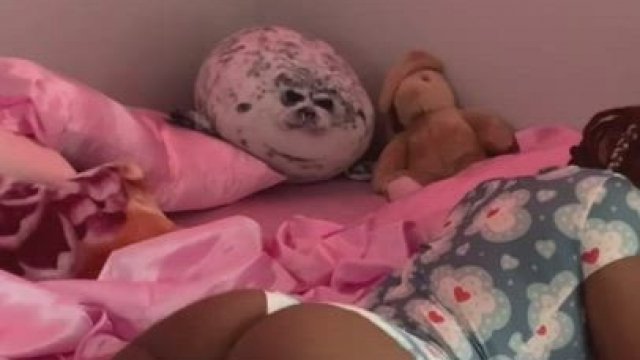 Wanna have a sleepover with me?