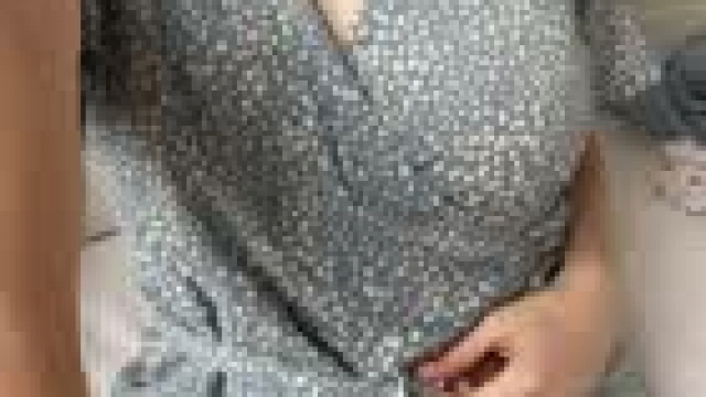 Do you prefer with or without dress?