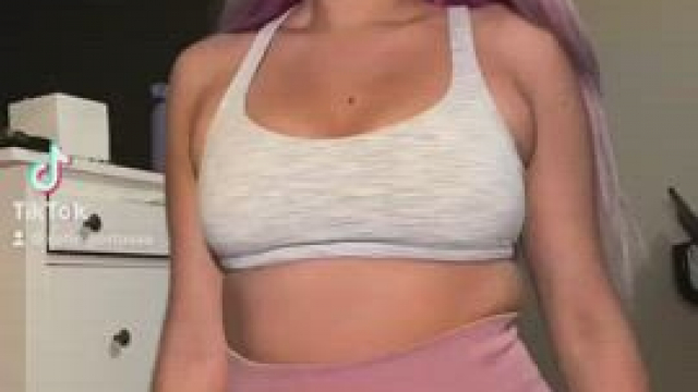 Sexy and smooth latina transition