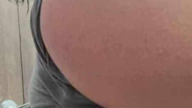 Id let you eat my booty here [oc]