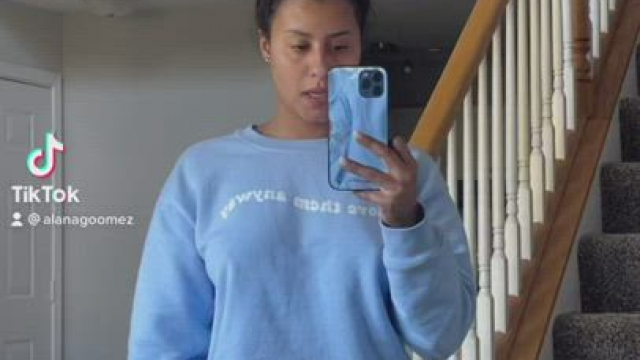 I can not stop to showing my body off to you