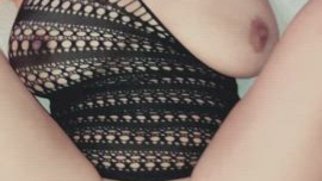 All my snow bunny ass needs is a big BBC in it