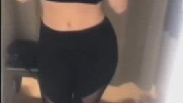 Sophie Dee Titty drop