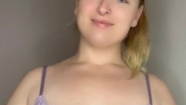 Some Aussie Funbags for your Friday