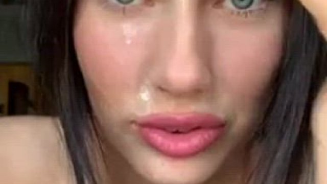 Tell her she’s pretty