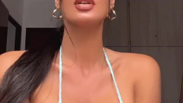 Do my boobs have a good bimbo size? Come talk to me about it in my OF, fun garan