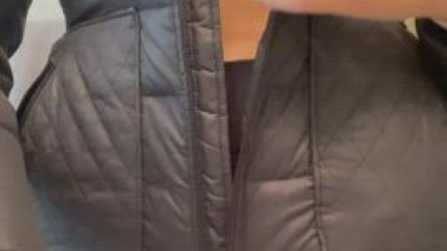 It’s hard to show my 32DDD when it’s cold but still worth it!