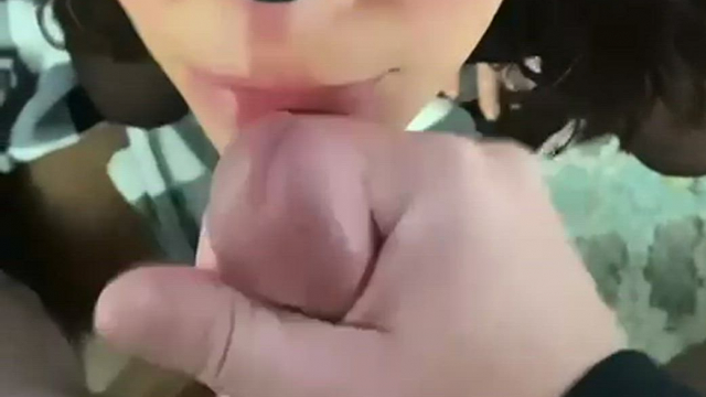 Texas Hotwife Taking a Load