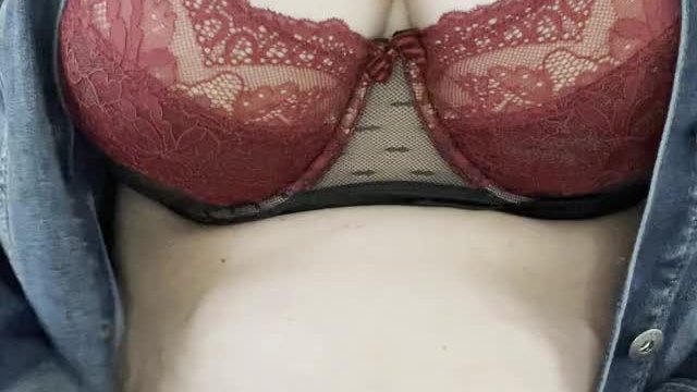 Kind of nervous about posting this one because I don’t like my tummy (f41)