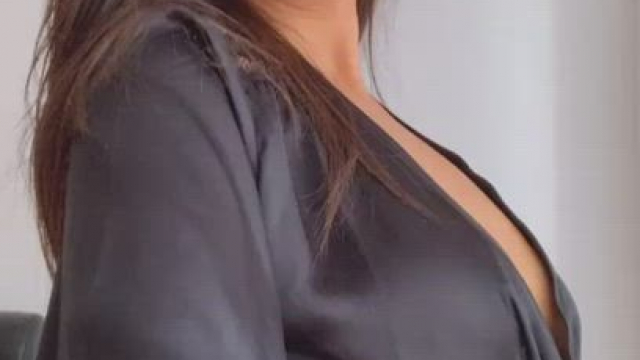 Blow this up if you’d love to see me post more