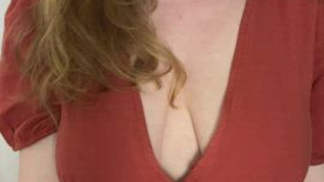 I think my sundress looks better with my big naturals out