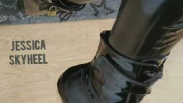 Me aka Jessica SkyHeel