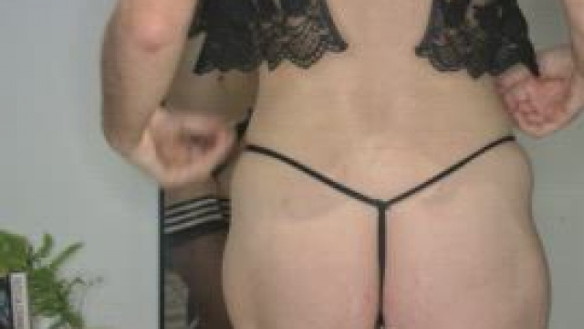 Just a single mama waiting patiently for someone to come bend her over!