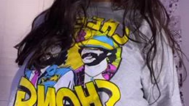 Big shirts hide a lot