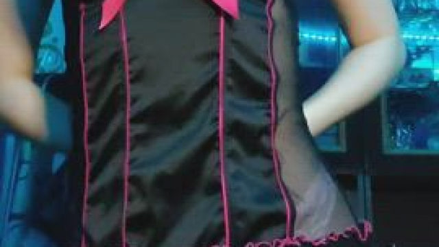 My pale tits do not tan in the sun