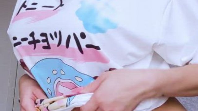 Brunette with nice boobs