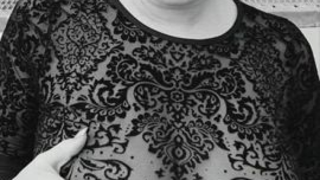 Any guys like curvy cougar? 36f