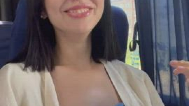 I’m be catched showing boobs in bus