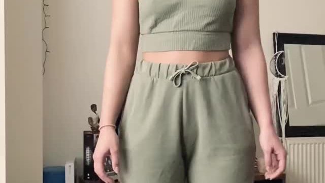 DO U LIKE THE TRICK ? (Get her latest Mega file Link is in the Comment 