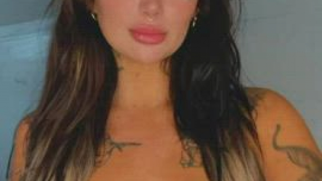 Rubbing oil on my natural body