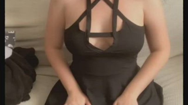 I get so turned on thinking who on Reddit will see my pussy