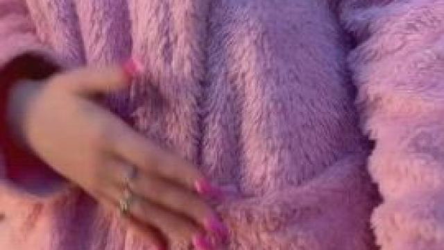 There’s only two guys that have ever seen my body in real life… [oc]