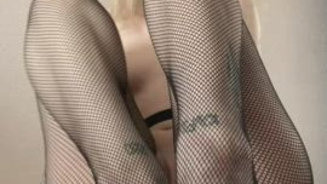 Accepting volunteers to fuck my petite body!