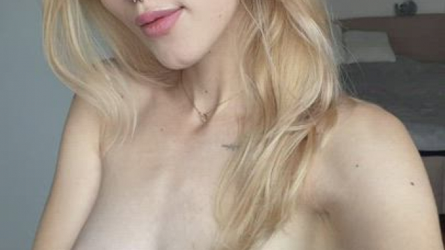 I came to show off my body