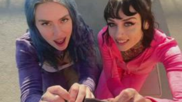 [/r/nsfw_goth] Two Goths Sucking a Cock on the Balcony