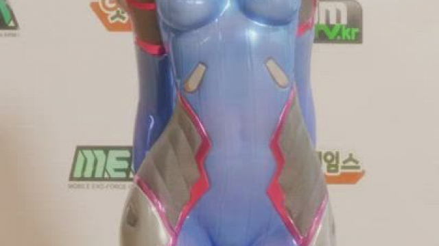 Dva show some stretching