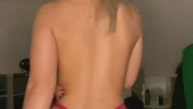 I hope that the guys who see this like my petite body