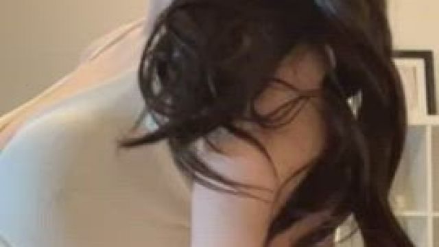 Getting ready for the party this evening, I love my new dress sooo much...