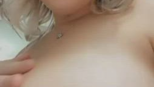 Naughty Mommy is here