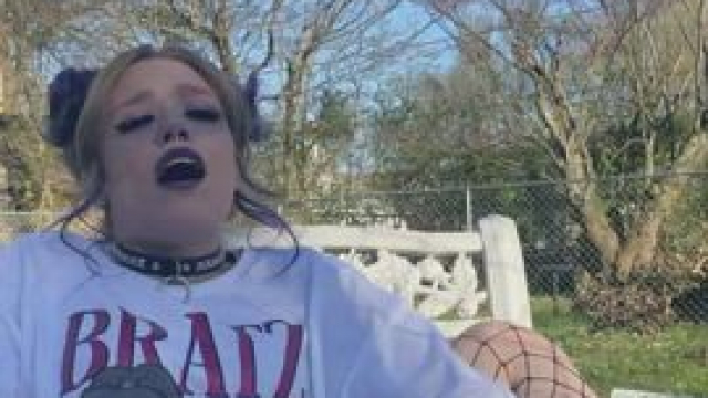 Cumming and Showing My Holes