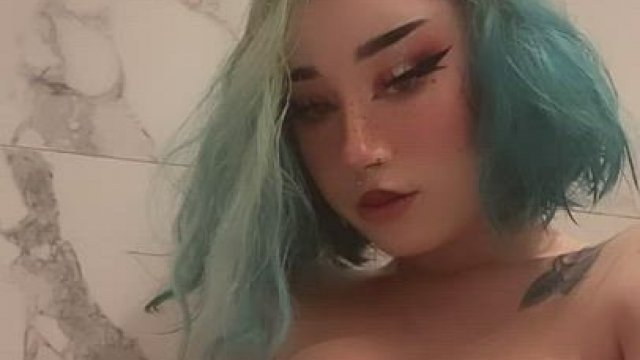 can u hold these 444 me?