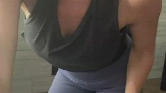 How many moms do you know wear their favorite accessory just to clean the house?