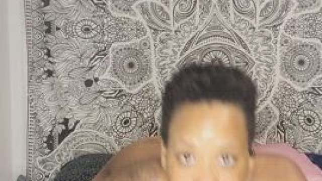 Teasing you to cum clap these cheeks.