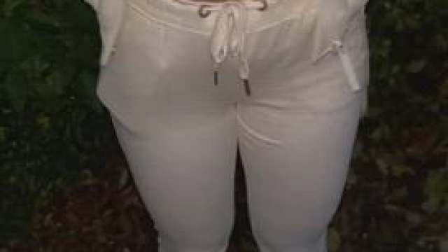 Is anyone looking for a cute gym addicted girlfriend…